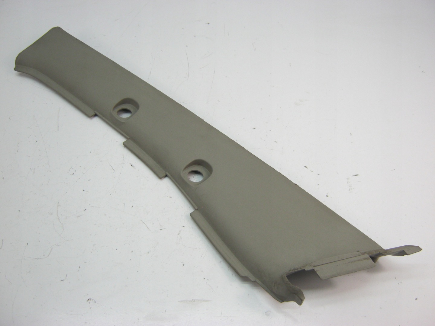 cover SLUPKA left MAXITY NISSAN CABSTAR 76912MB40