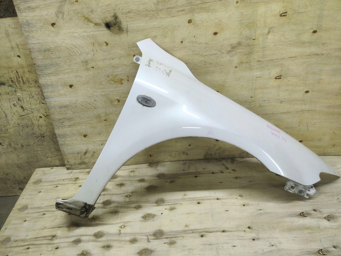 fender front right side Mazda 6 facelift 2007