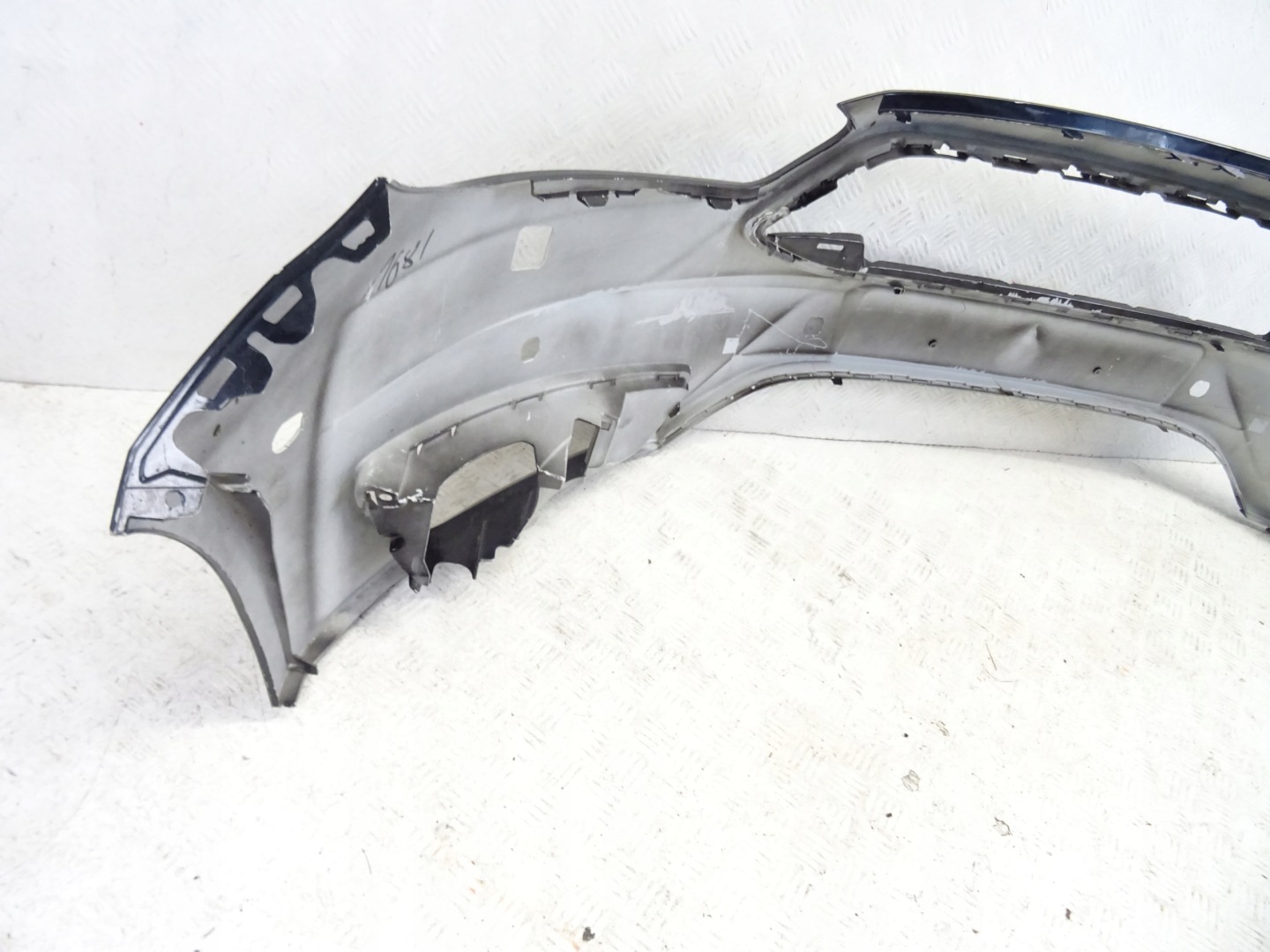 FORD FOCUS MK3 3 nárazník předek přední