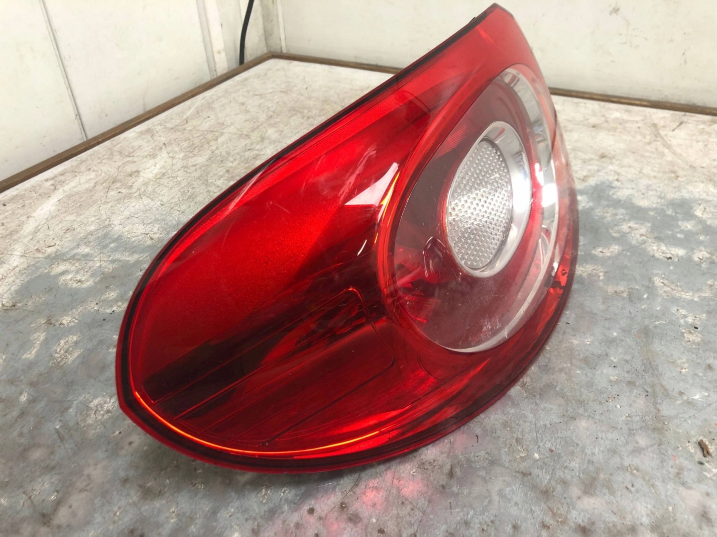 light left rear part VW TIGUAN 5N0945095H