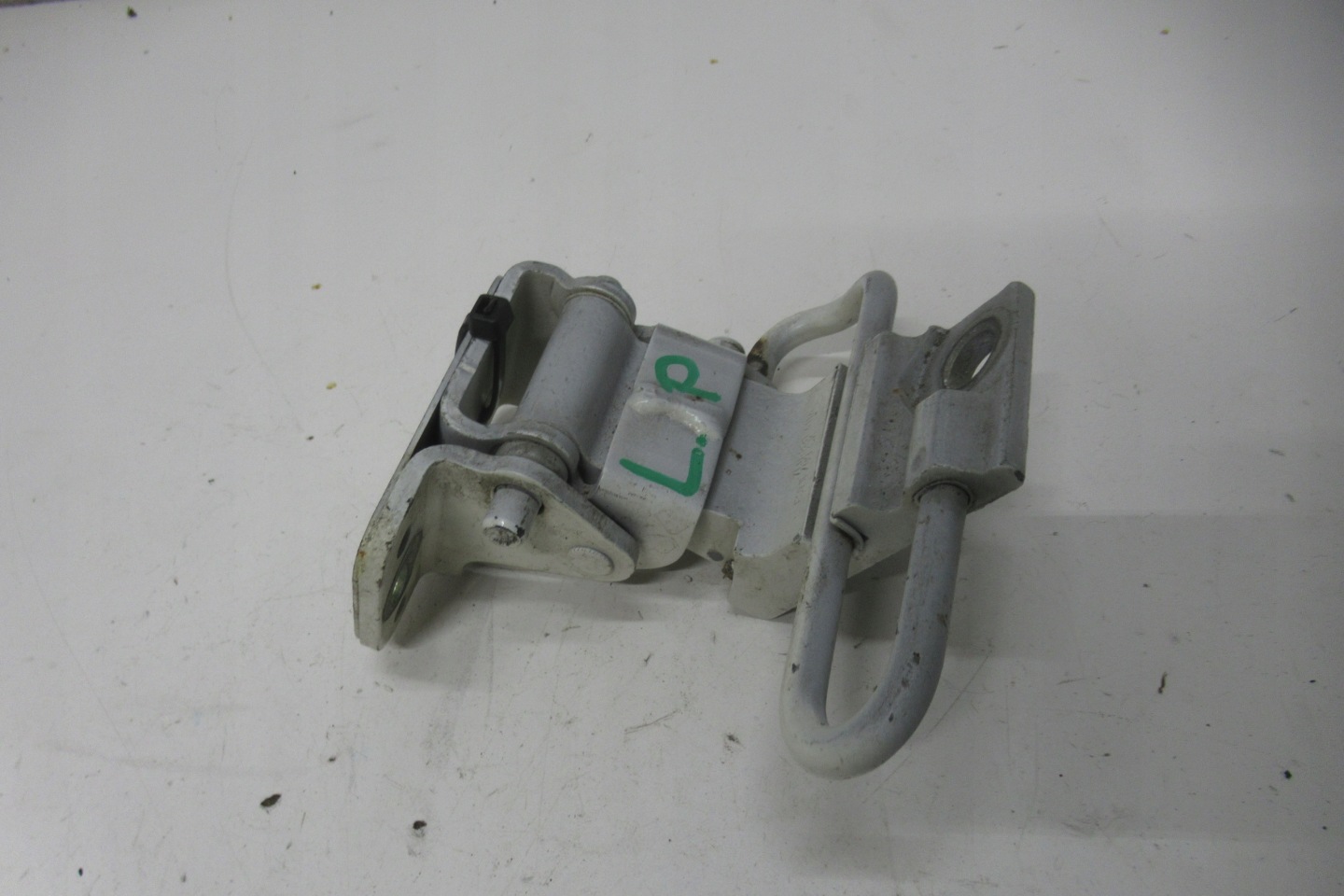 PORSCHE CAYENNE 09R hinge door left front