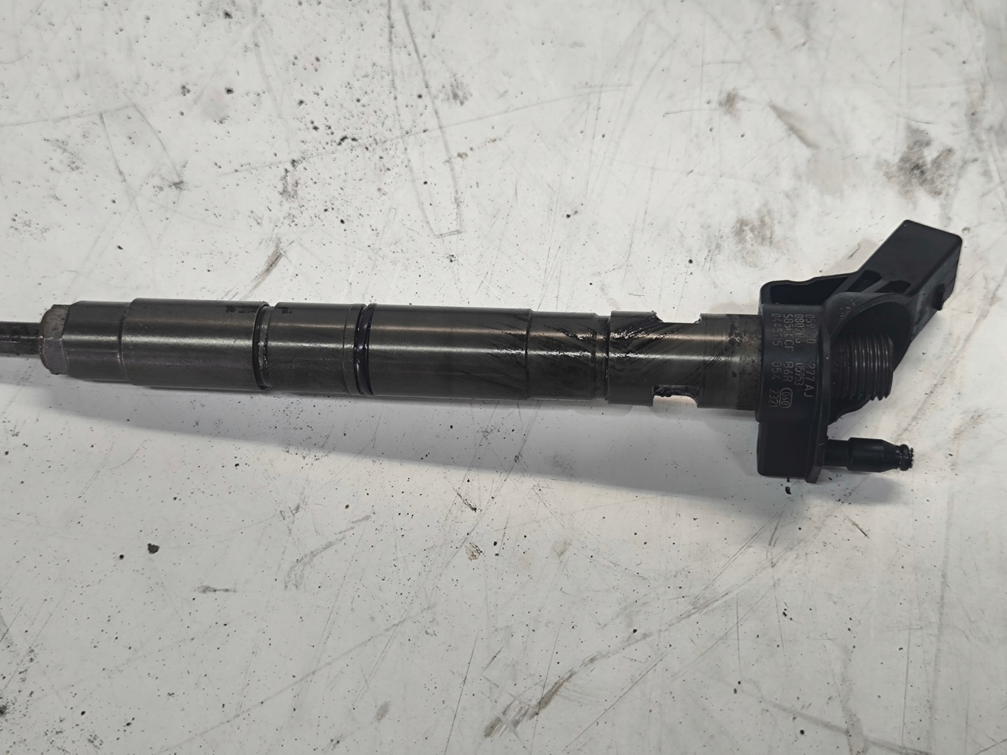 nozzle injector AUDI VW 2.7 3.0 TDI 059130277AJ original !!!