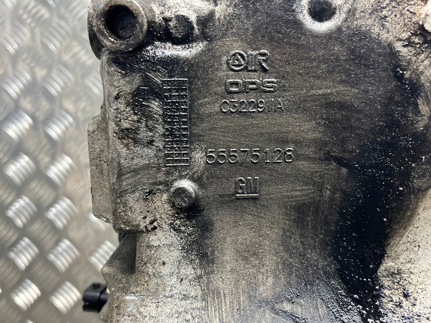 coppa olio motore OPEL INSIGNIA 55575128