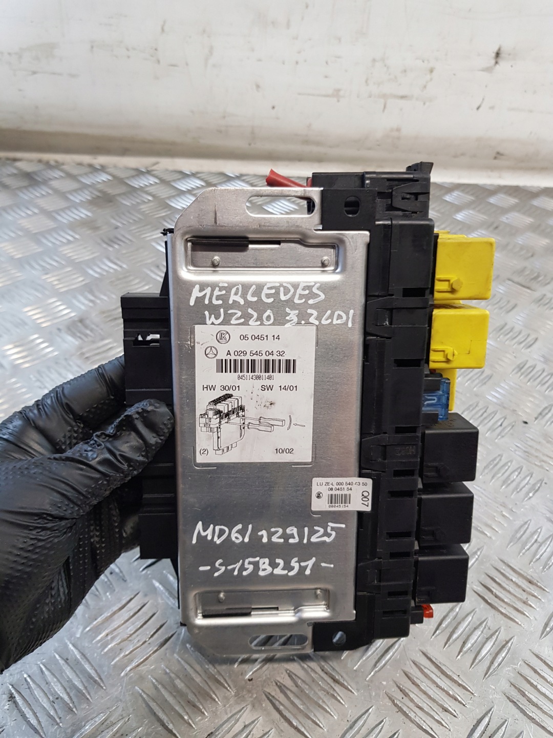 module control unit SAM OE A0295450432 MERCEDES S-KLASA W220 02R