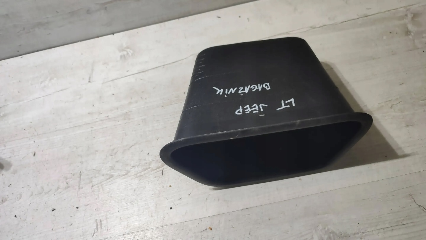 Jeep Cherokee KL 15r. 2.0d rear part side left passenger compartment boot