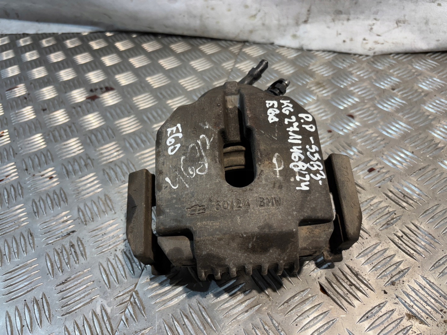 caliper brake right front BMW E60 2,0D