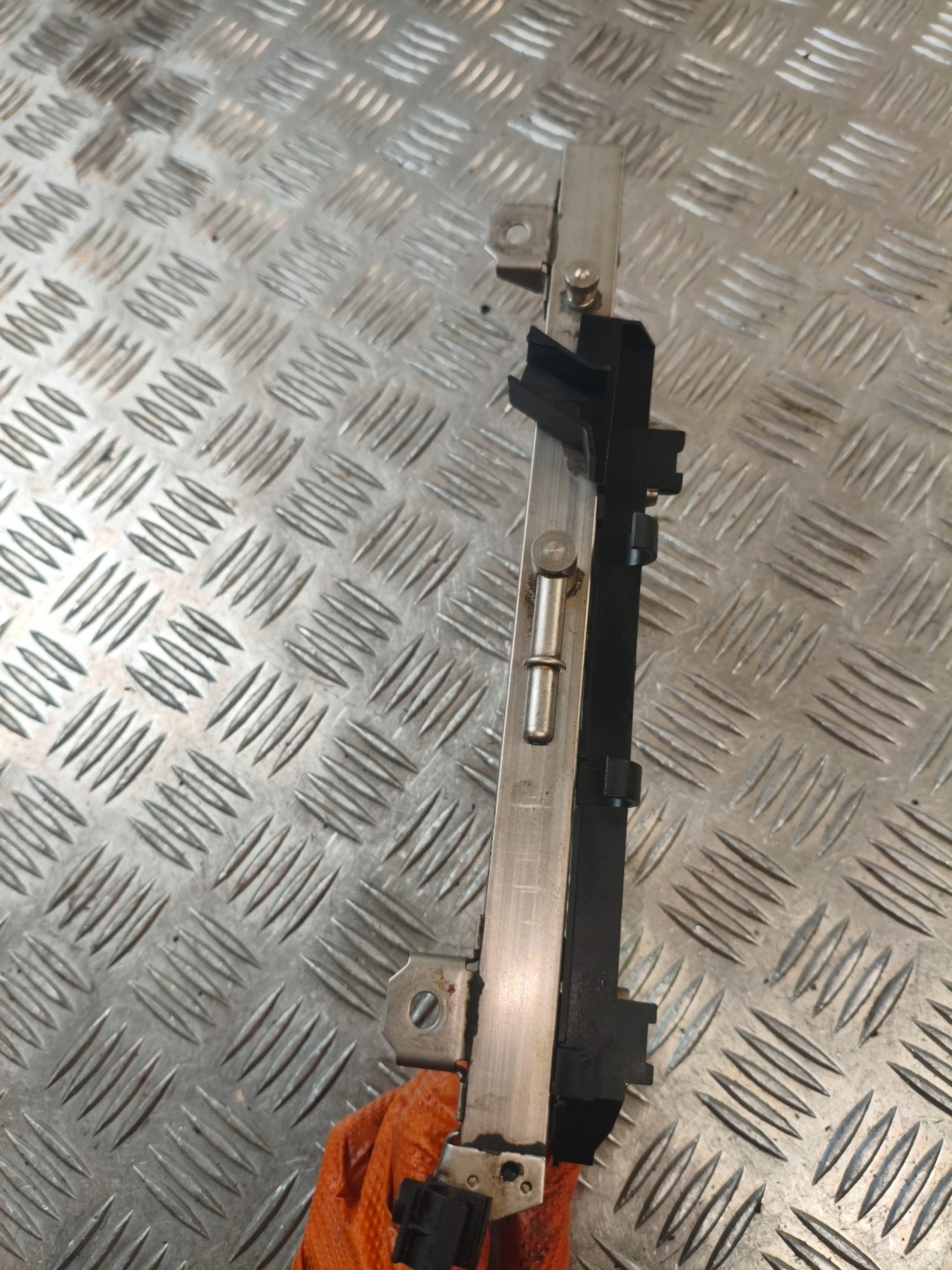 Rampe injection BMW E46 N42B18A 7506158