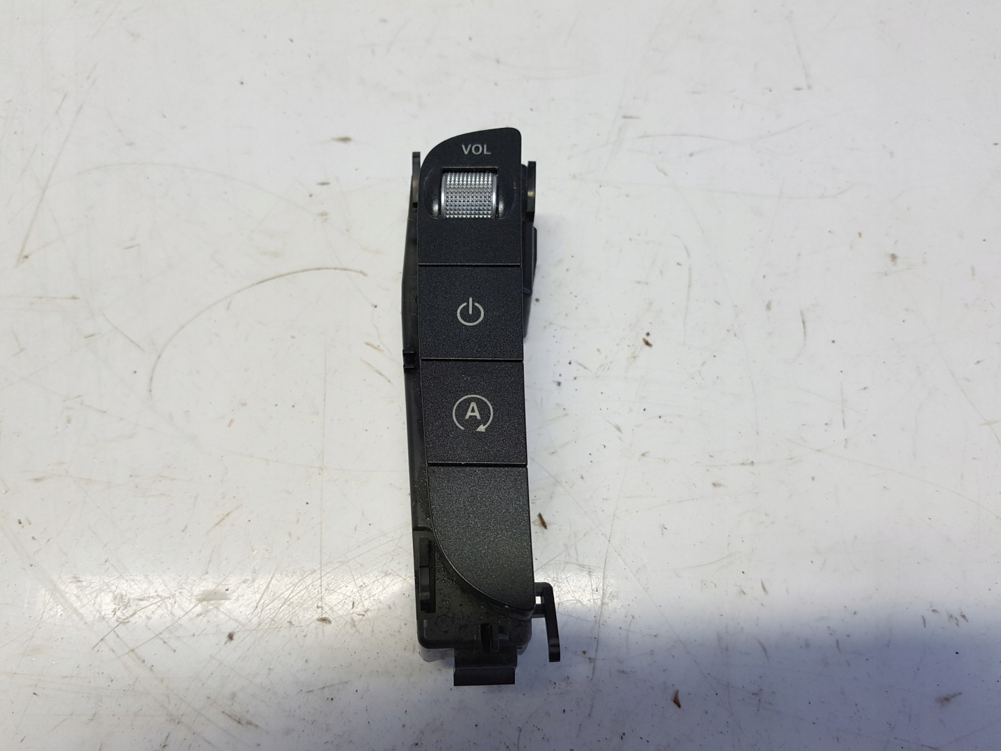 MERCEDES W213 LIFT switch radia panel