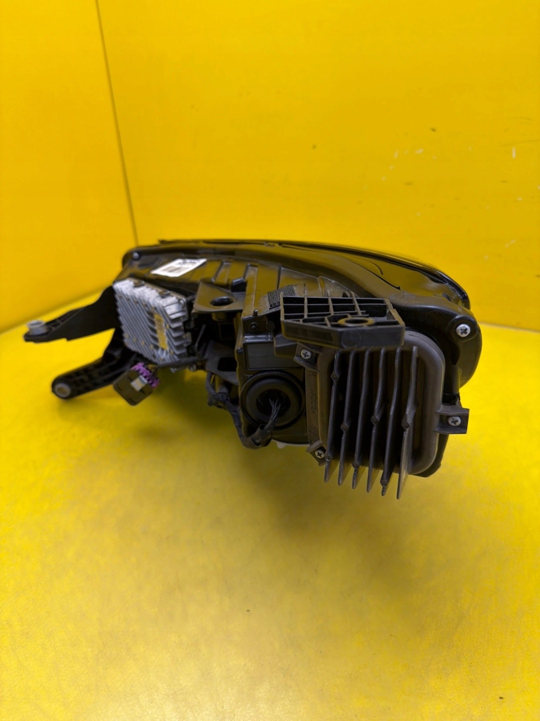 light right front MG Marvel R EV 21- Full Led
