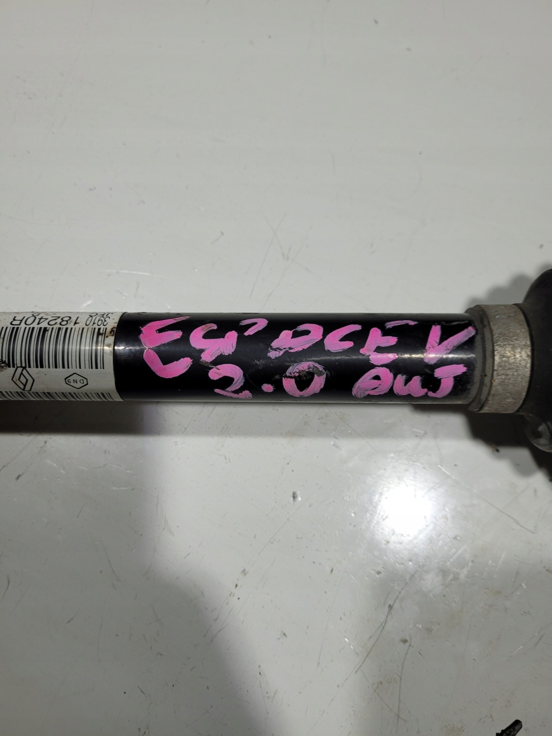 semi-axis left short. RENAULT ESPACE V 5 391018240R 2.0 AUTOMAT