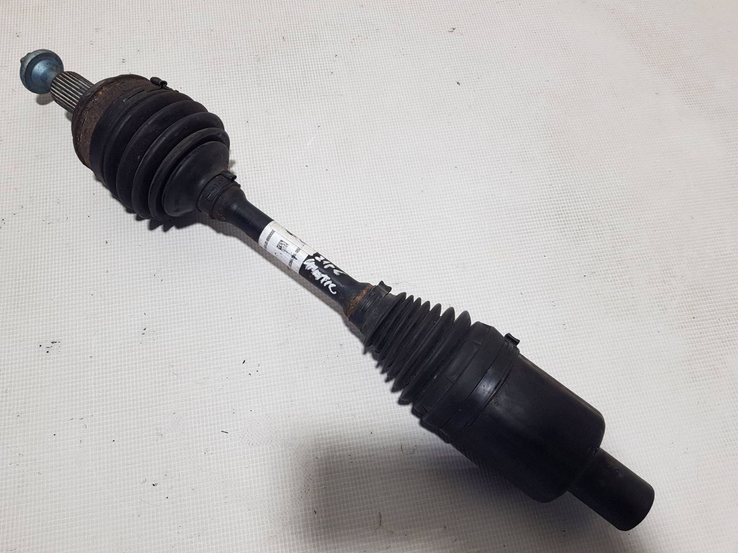 semi-axis front front side left Mercedes CLS W218 W212 2123300200