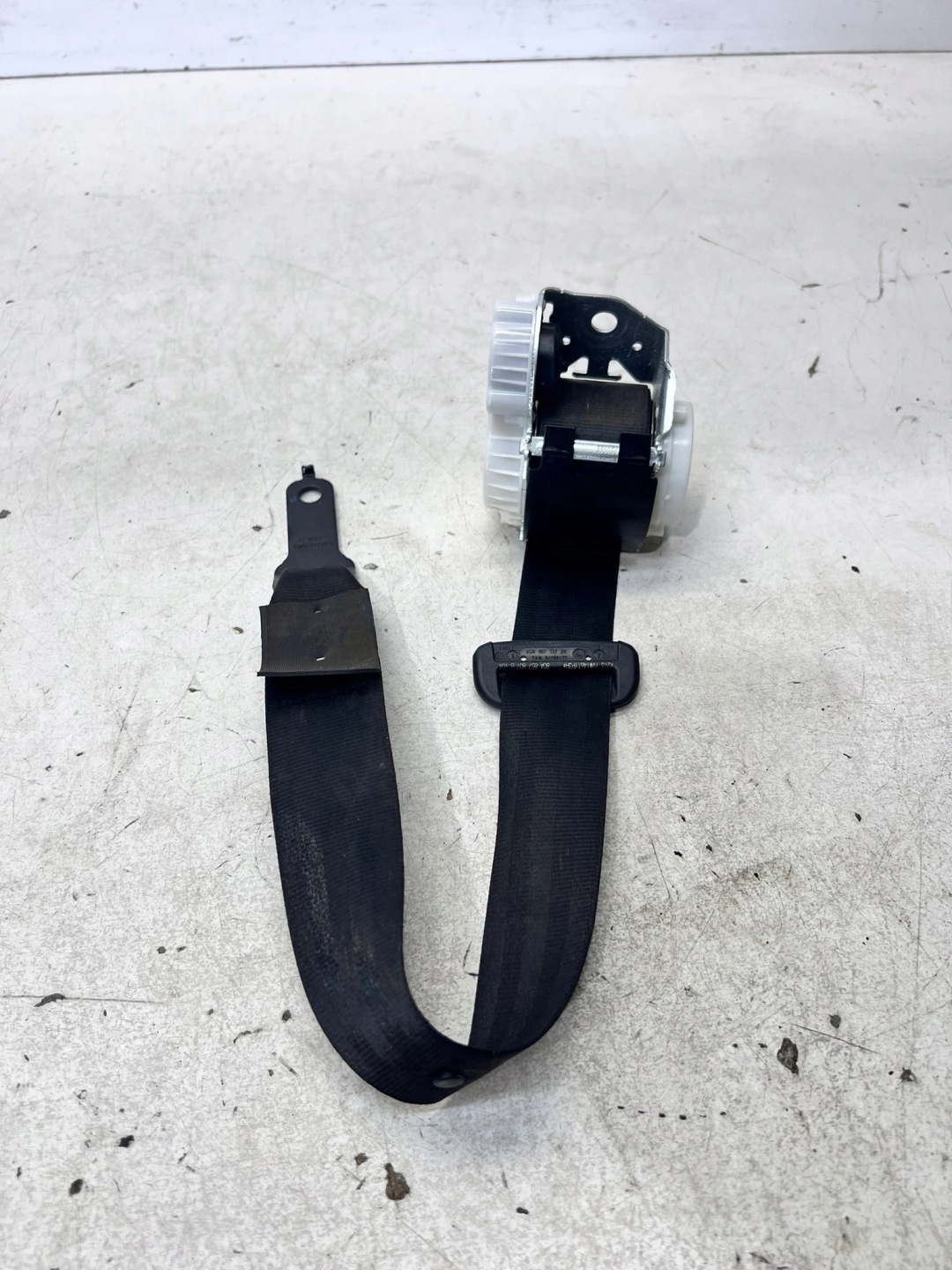 Gurten Sicherheits mitte heck AUDI Q5 FY 80A857807B