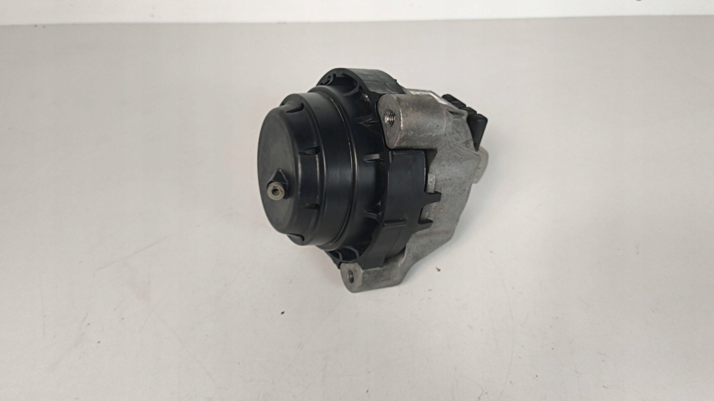 BMW 5 G30 G31 G38 6883514 engine mount airbag B47D20A 2.0d