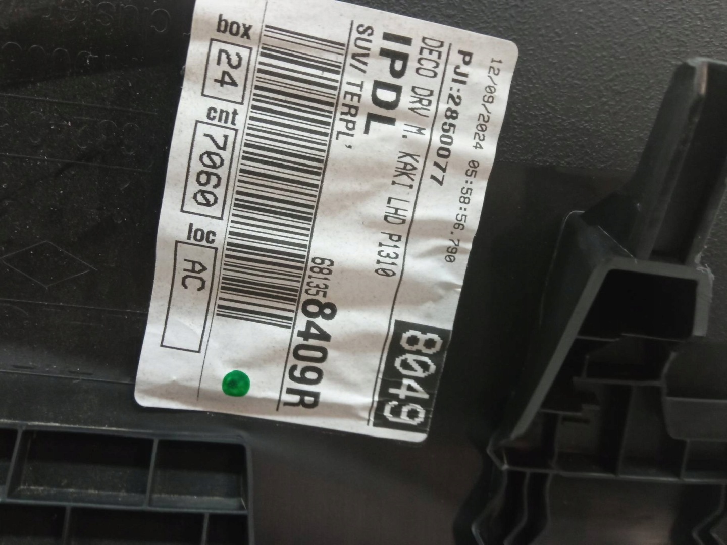 obal budíku kryt 681358409R Dacia Duster III (2024- )