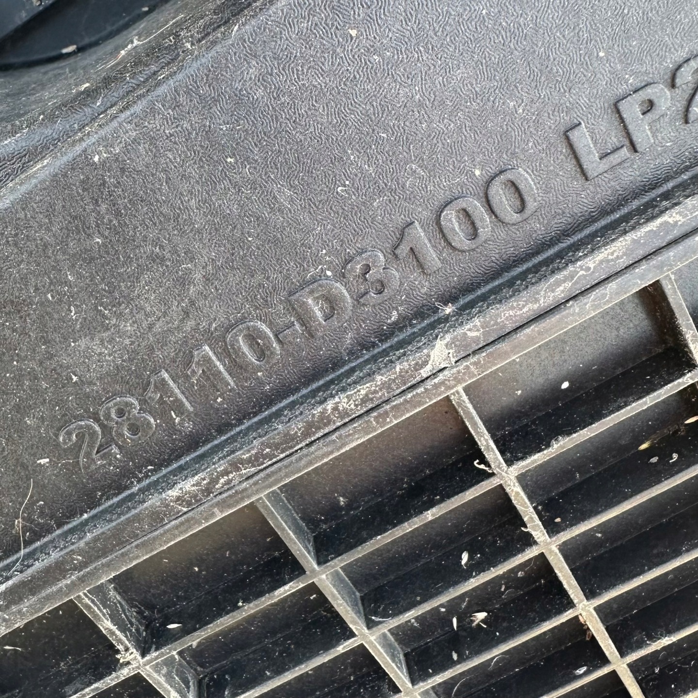 Gehäuse filter luft HYUNDAI TUCSON II 28110-D3100