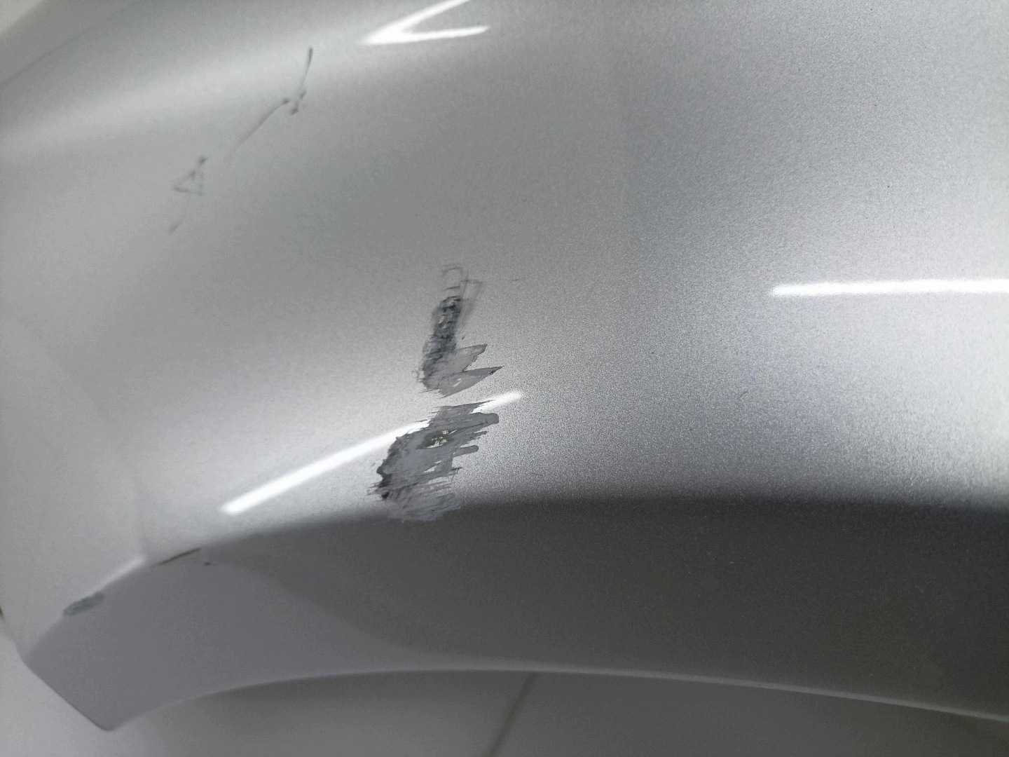 fender front left side Volkswagen Golf 5 2008 1K5880681A