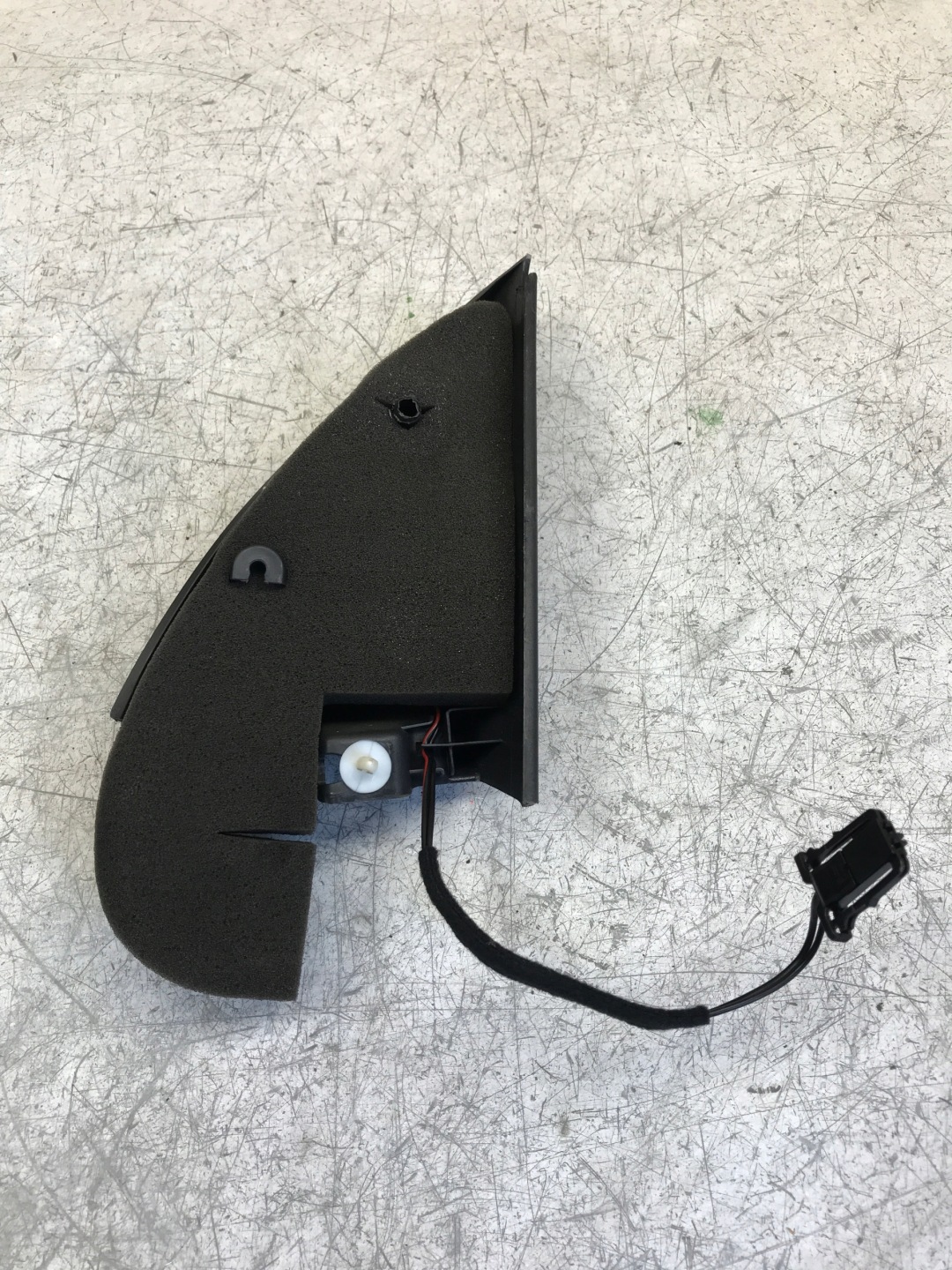 speaker spoiler left front VW TIGUAN 5N0837993B