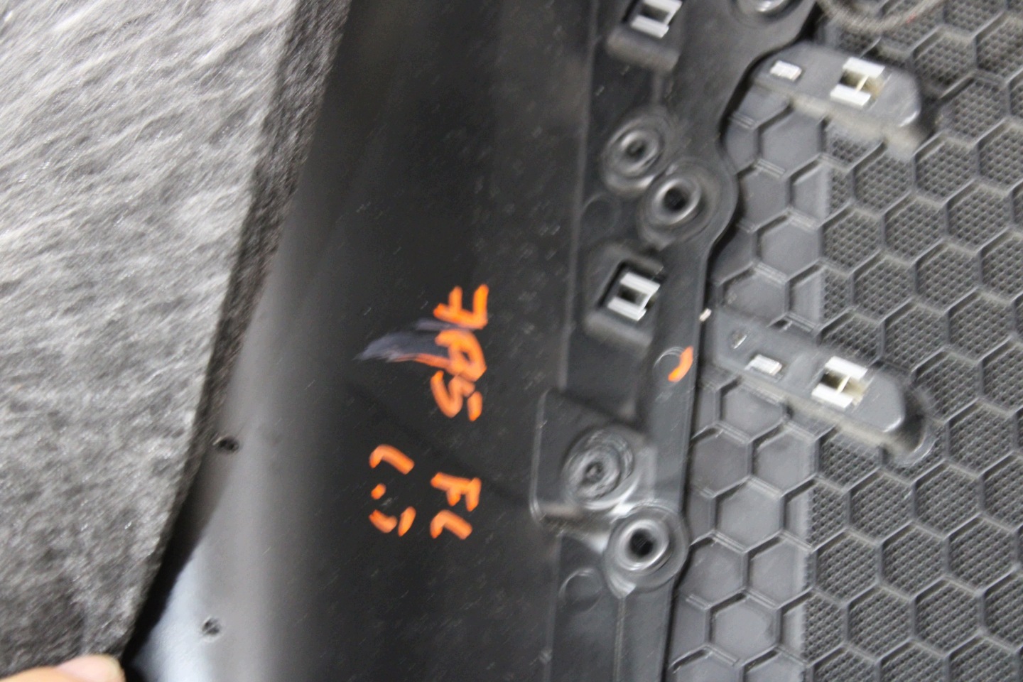 upholstery side door left rear part PORSCHE CAYENNE II 2 7P5 LIFT