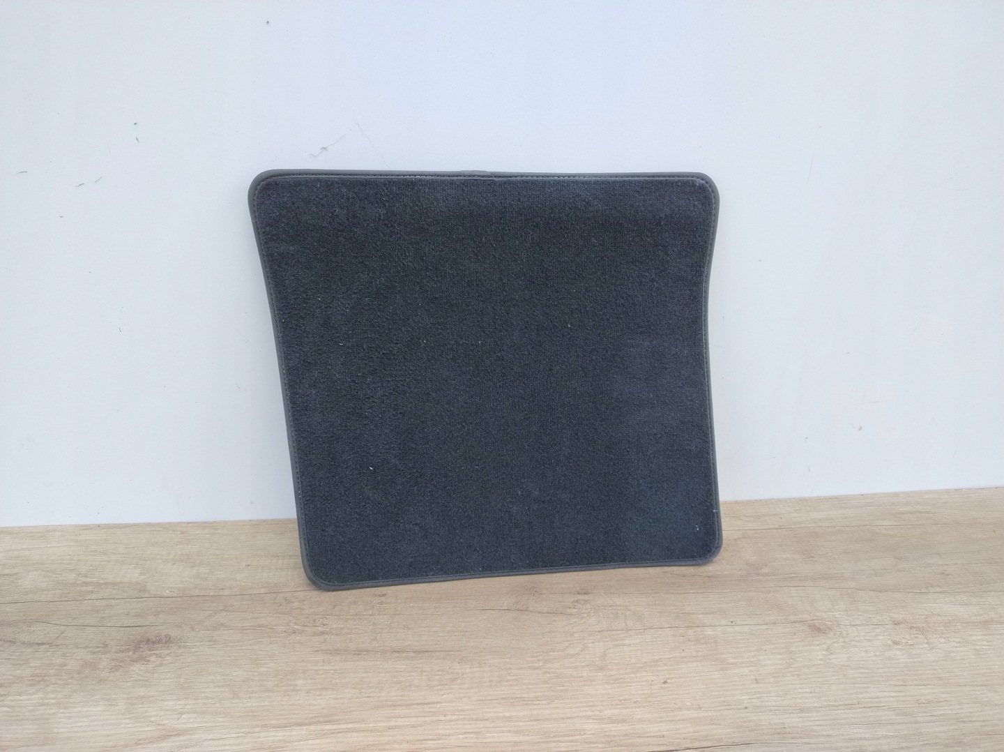AUDI R8 4S spoiler upholstery side cover 4S1864