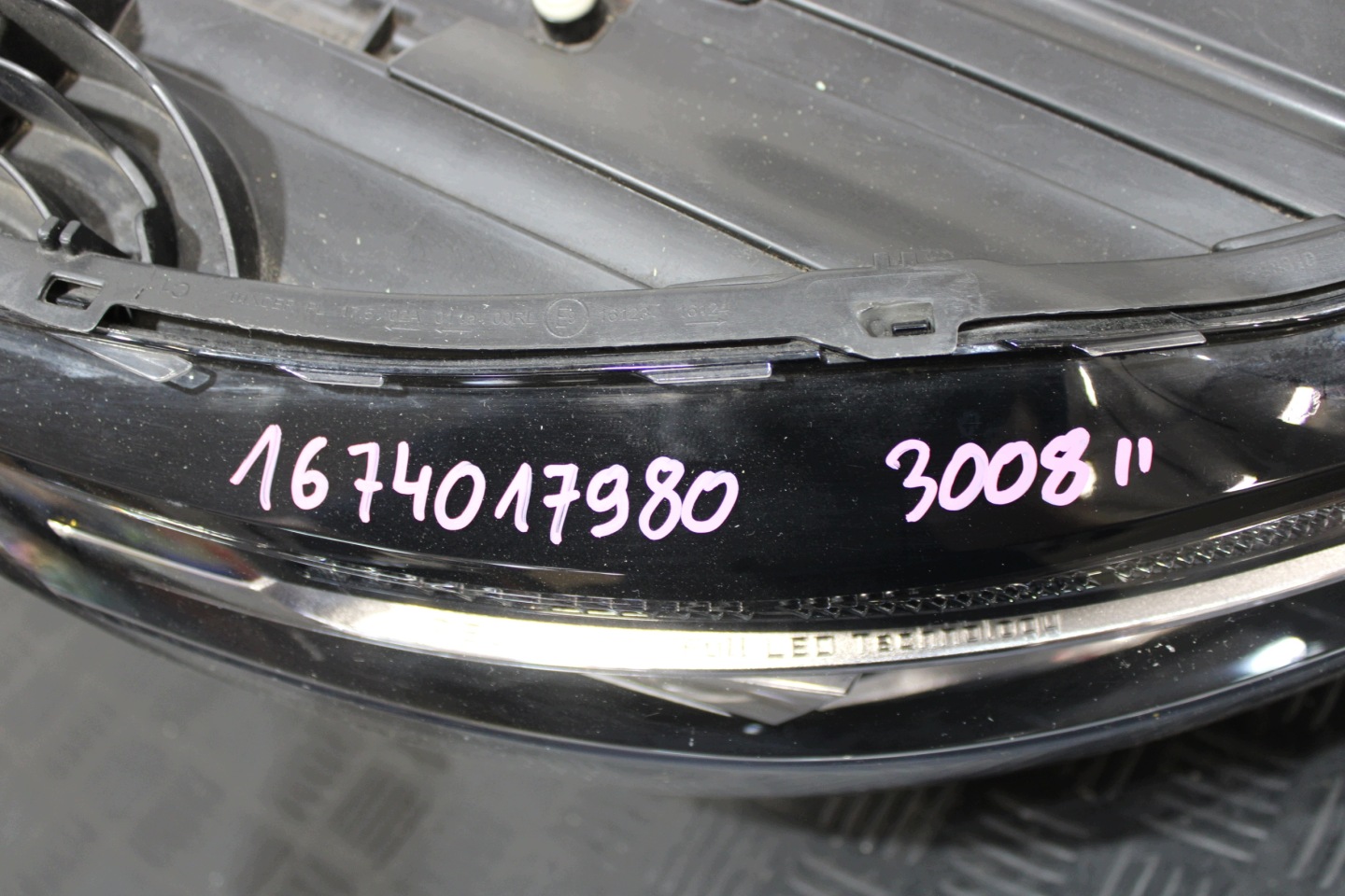 light right front right front 9826572680 PEUGEOT 3008 II 2