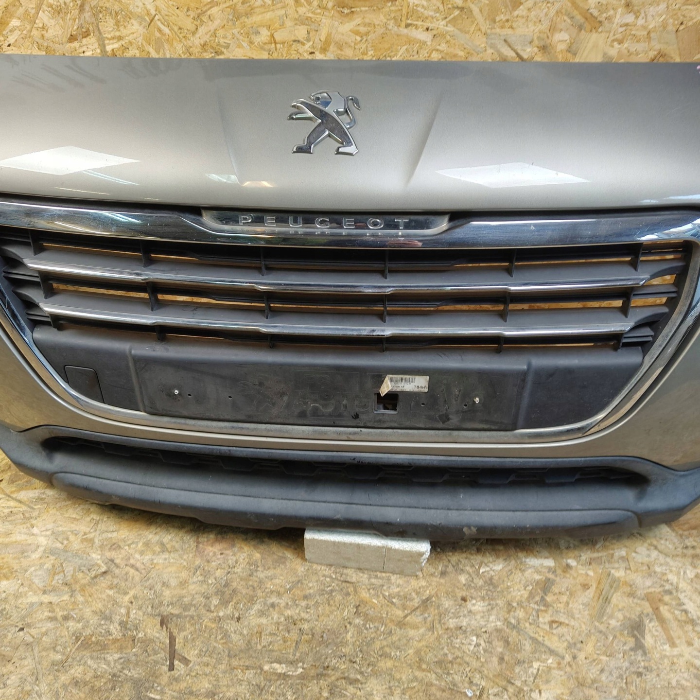 front bumper front Peugeot 3008 and lift complete