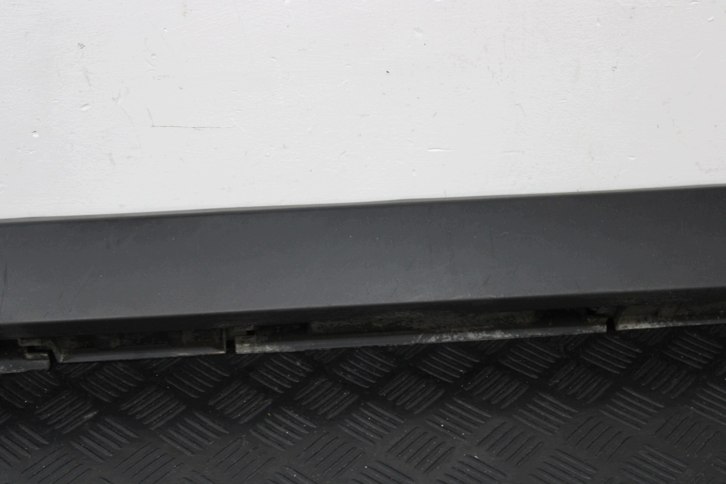 cap threshold threshold right HK83-101D56-BF JAGUAR F-PACE X761 R-SPORT 2,0 D
