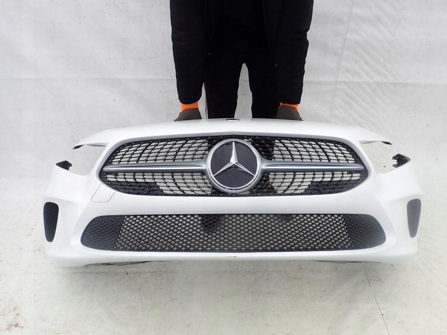 MERCEDES A-KLASA W177 18- bumper front front