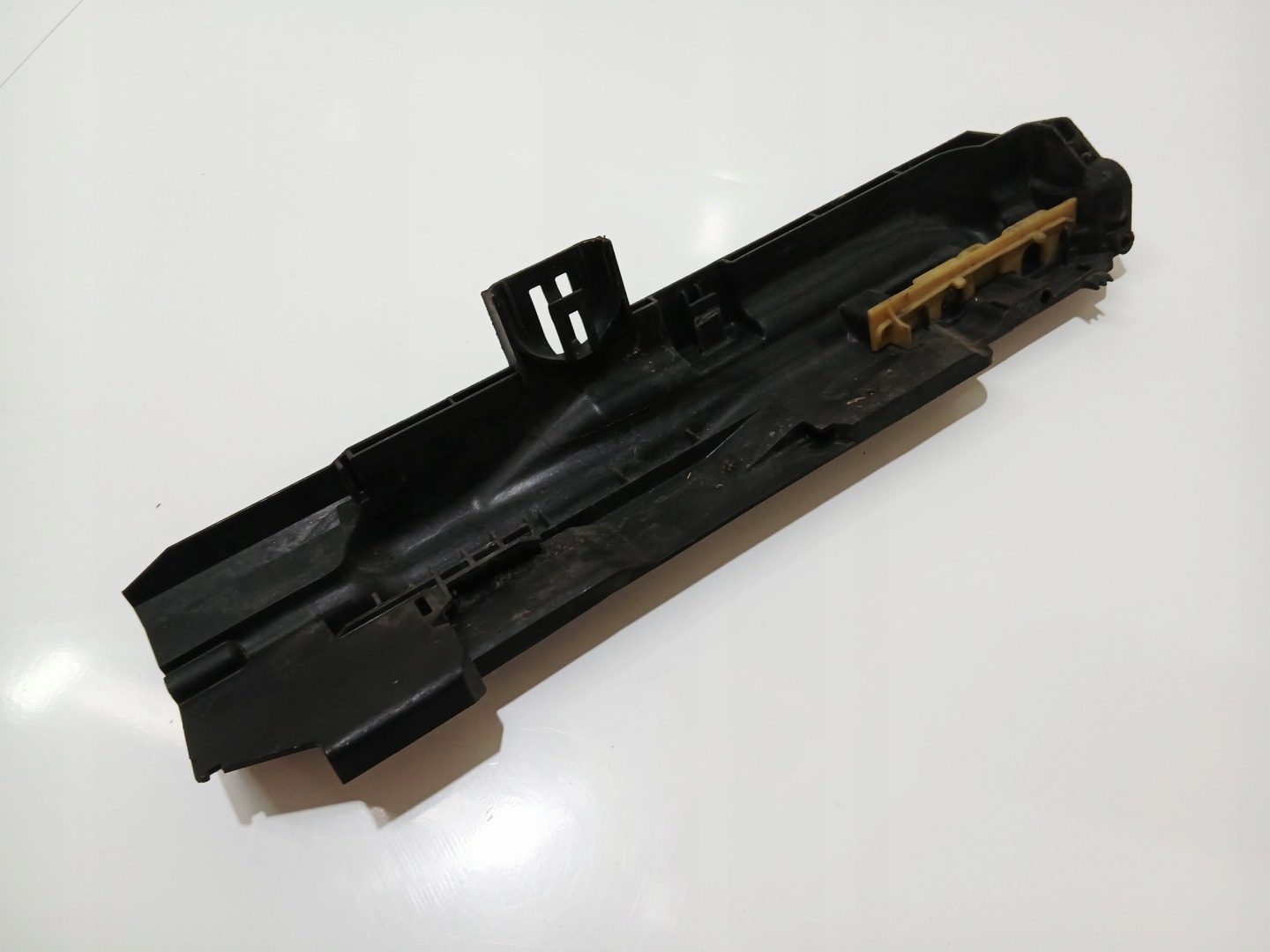 holder radiator right BMW E87 E90 E91 LCI 7524914