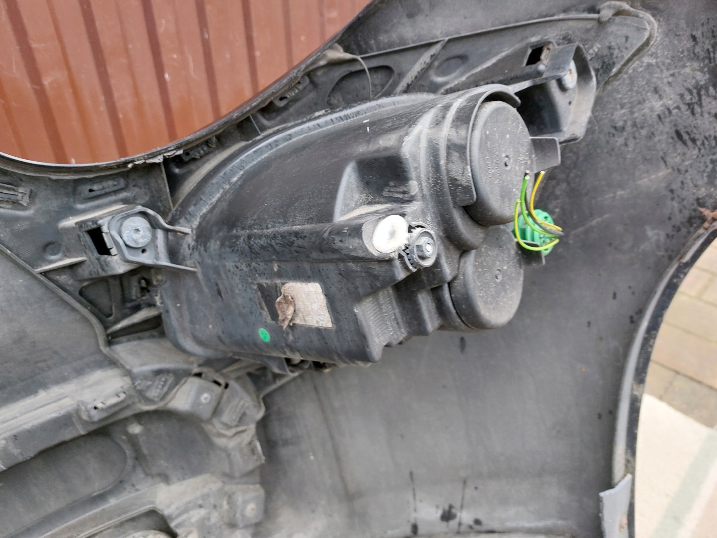 Fiat 500L Frontstoßstange 735522402 schwarzer