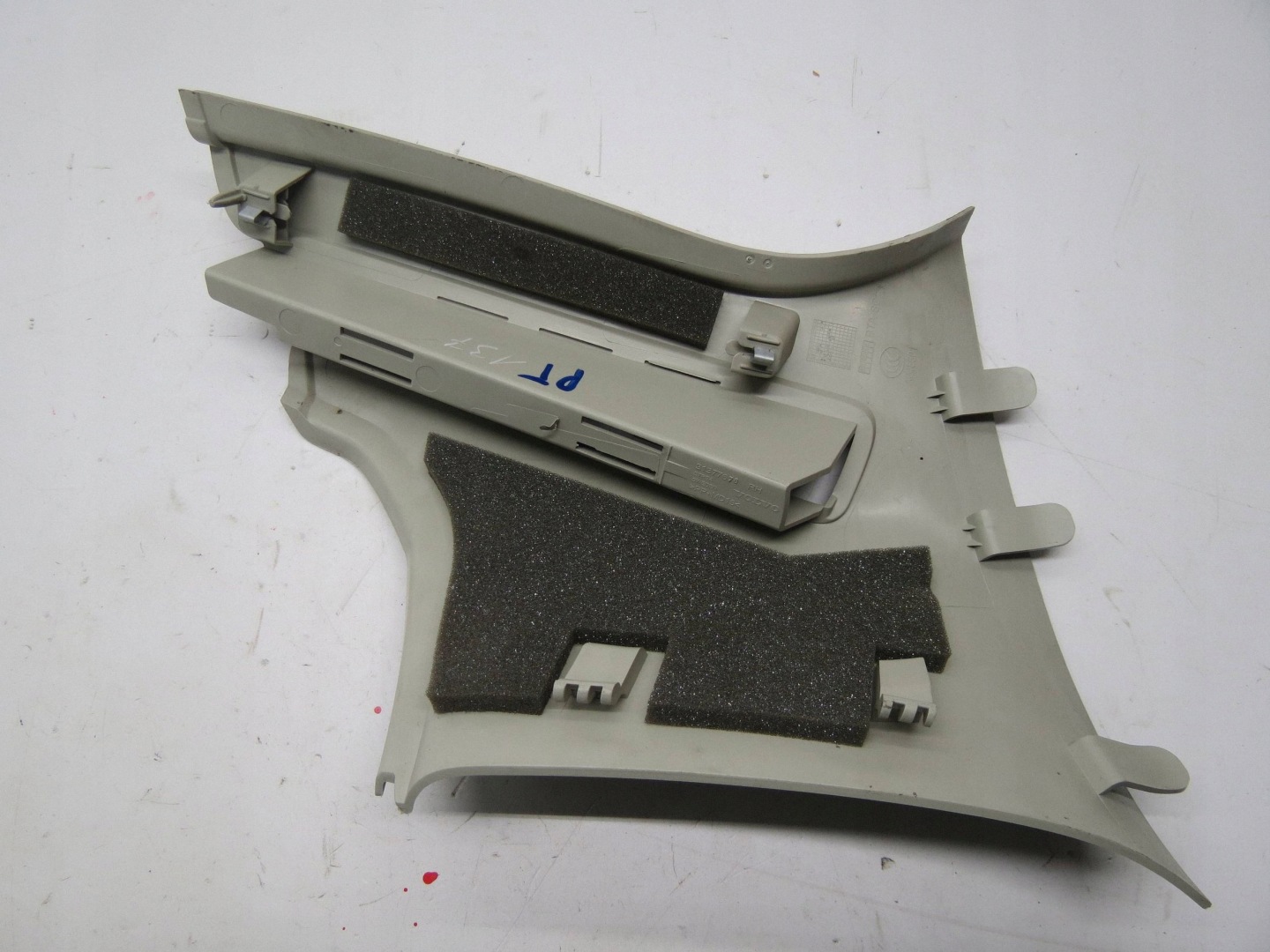 cover upper SLUPKA right D VOLVO S90 V90 31377678
