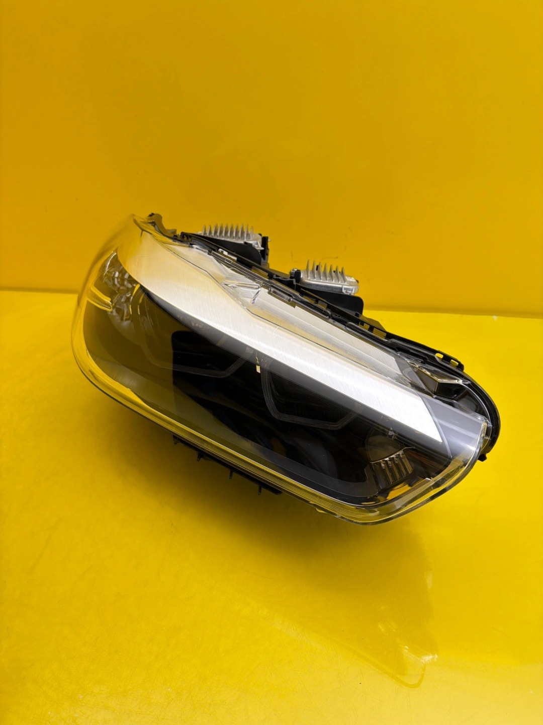 light right BMW X2 F39 Full Led 5A1E0A8-02