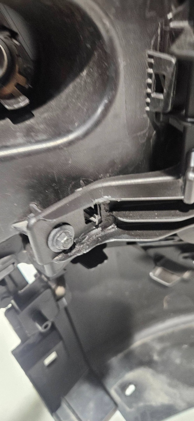 nárazník predný predok Renault Captur II 620224968R
