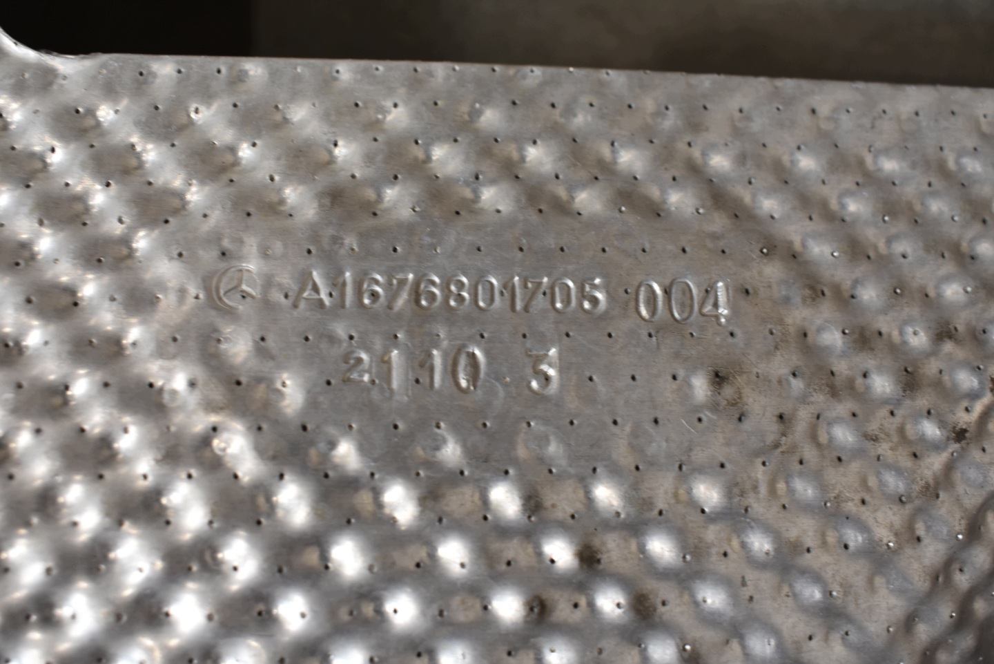 IDEALNA Blende Abdeckung TERMICZNA MERCEDES X167 GLS 1