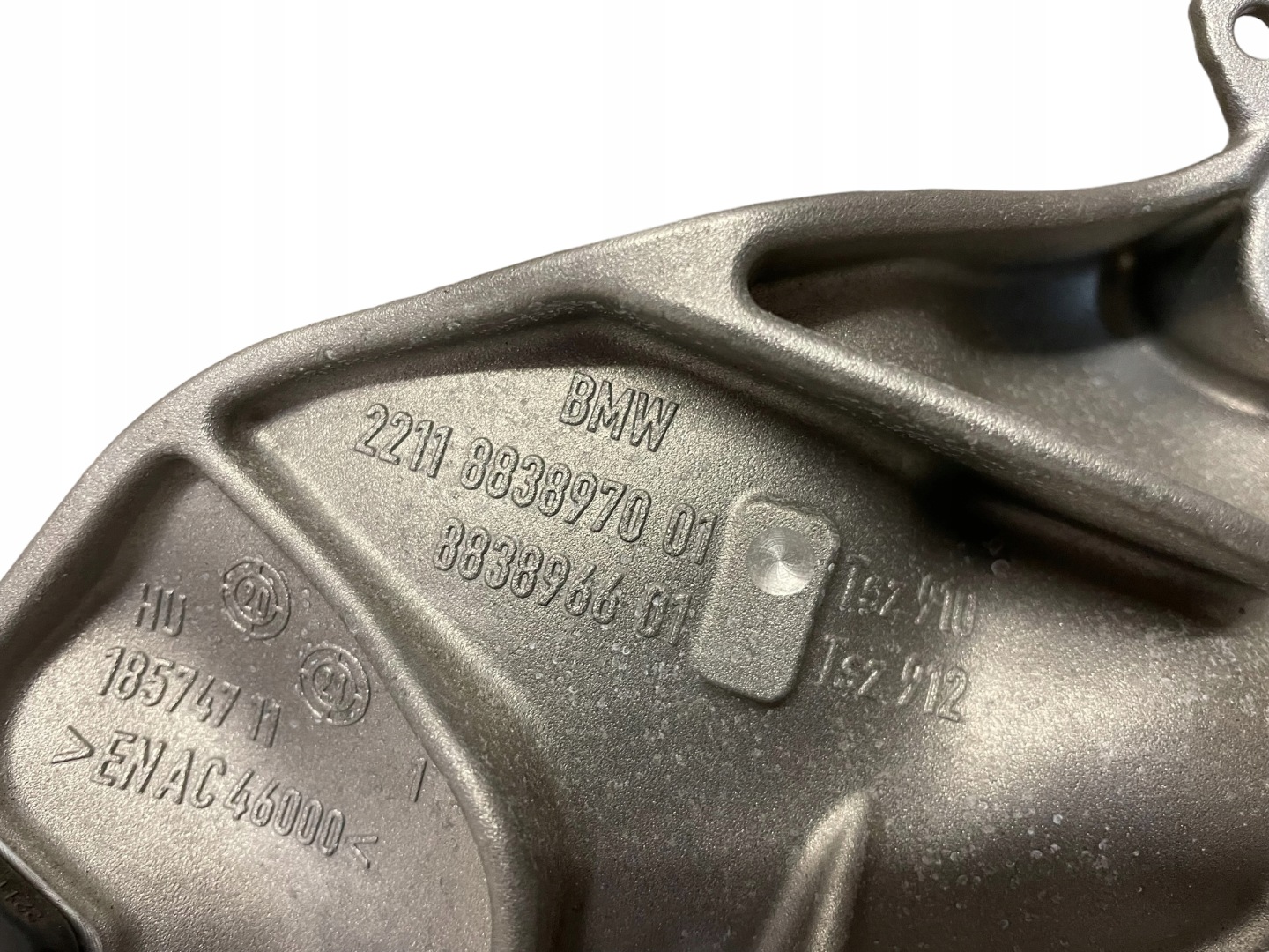 engine mount right BMW i4 G26