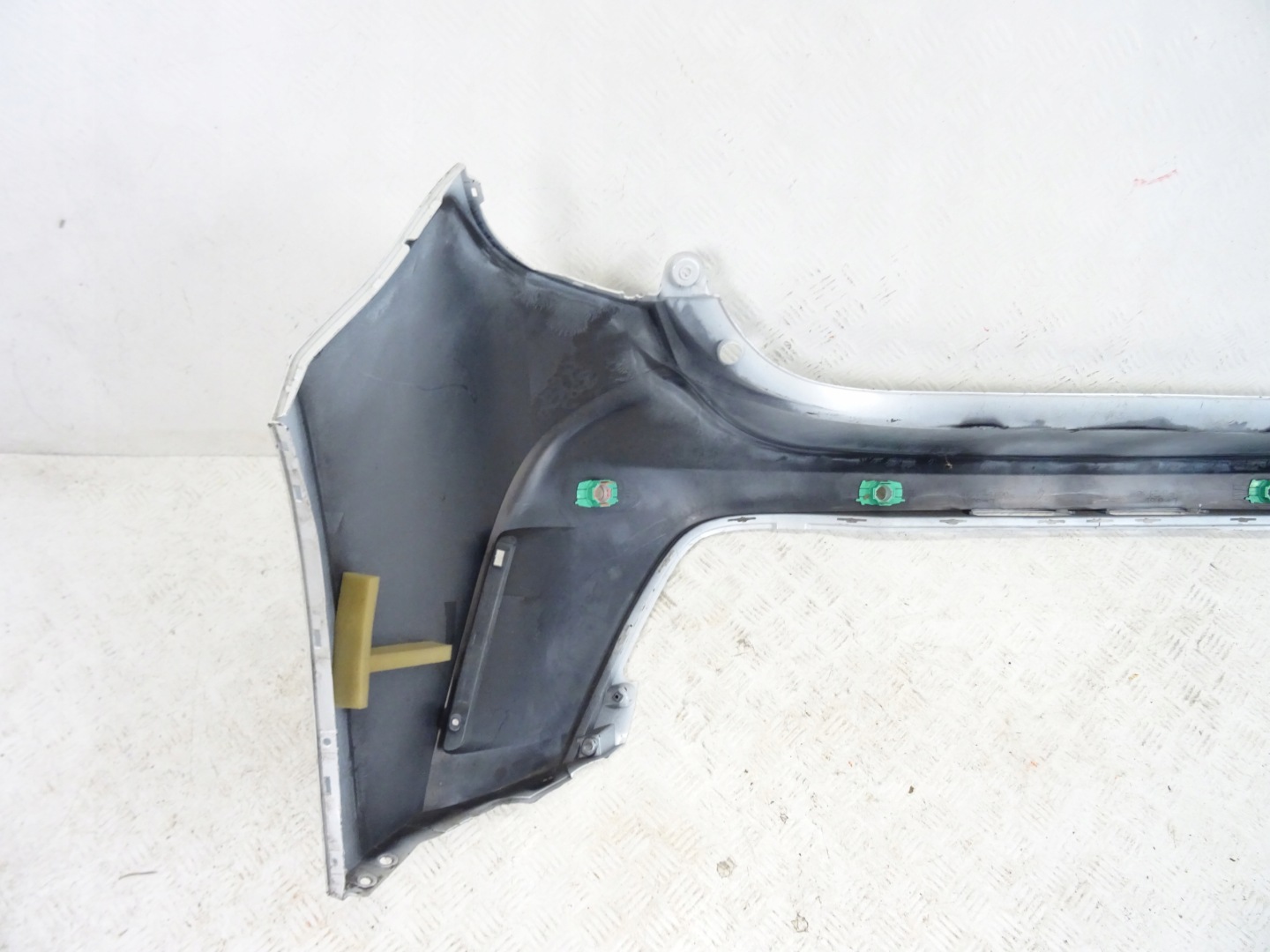 TOYOTA COROLLA E21 HB GR lökhárító far hátsó