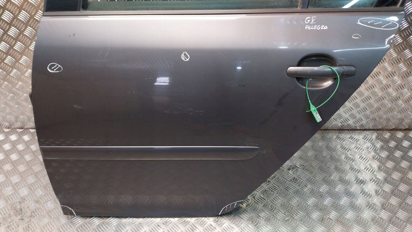 door rear part left VW GOLF V 03
