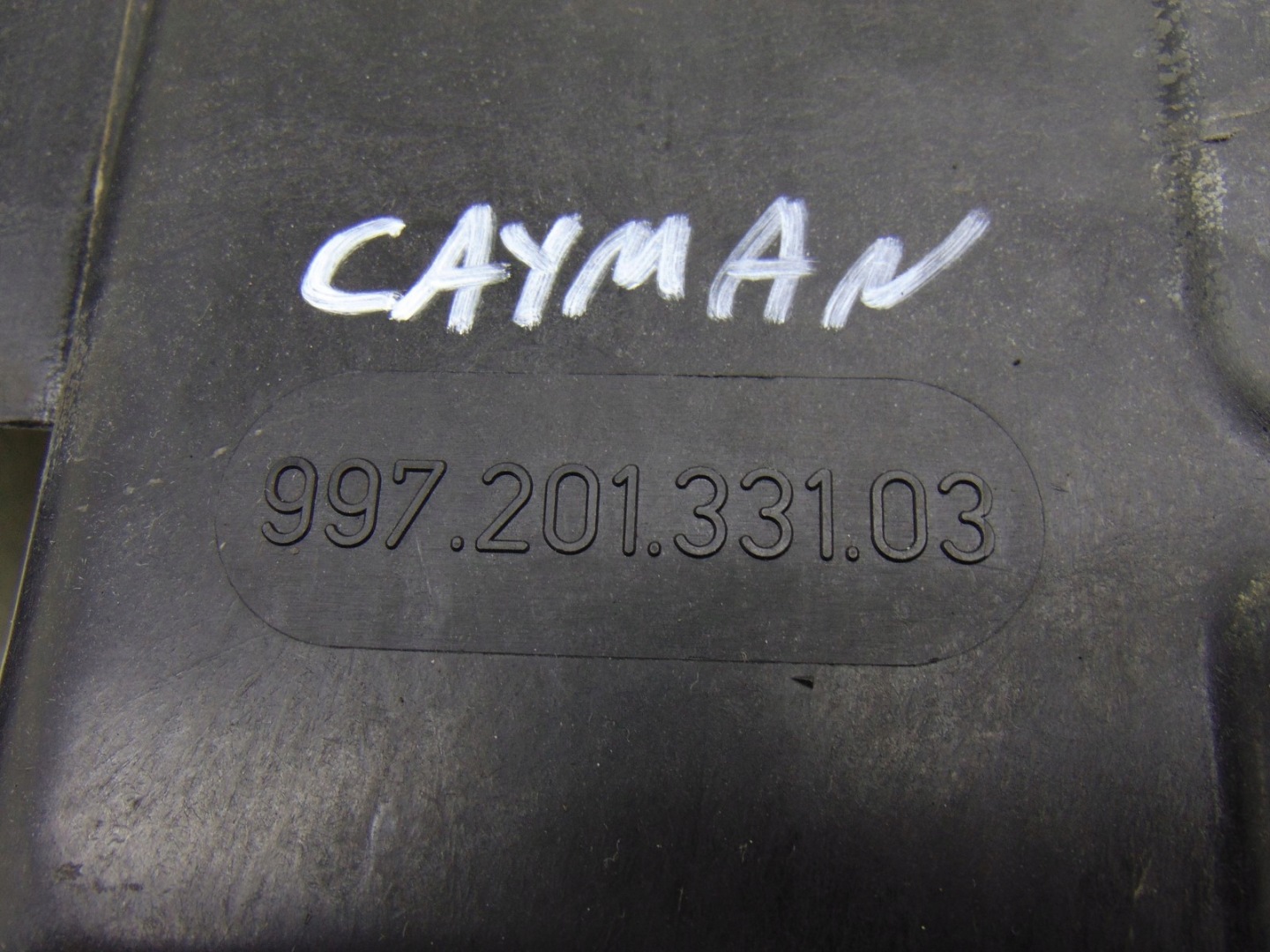 Blende Abdeckung Behälter PORSCHE CAYMAN 987 99720133103