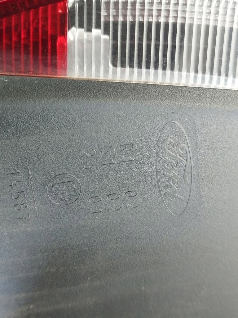 Ford Mondeo MK4 IV lift kombi light left rear part rear
