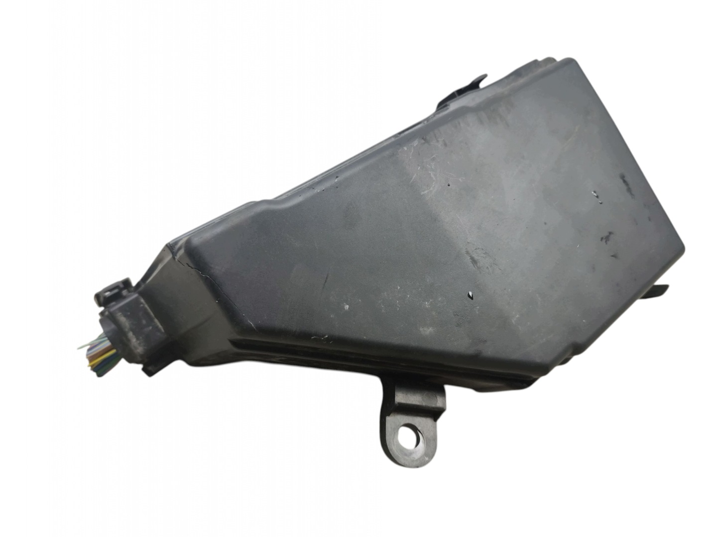 fuse box NISSAN QASHQAI J12 6357-1683