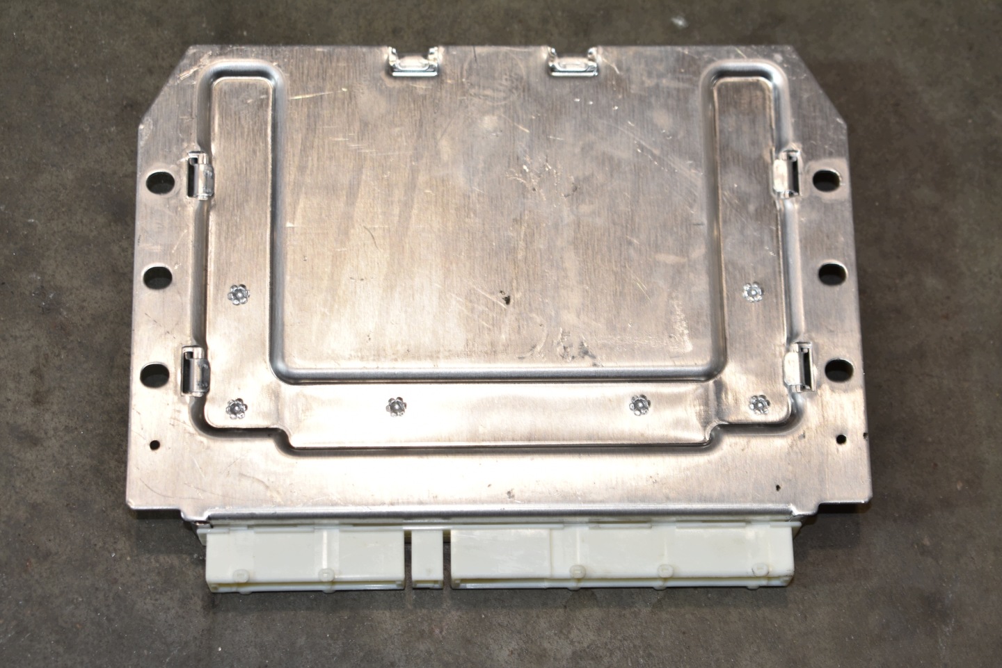 parfait état module de la suspension PORSCHE MACAN 1