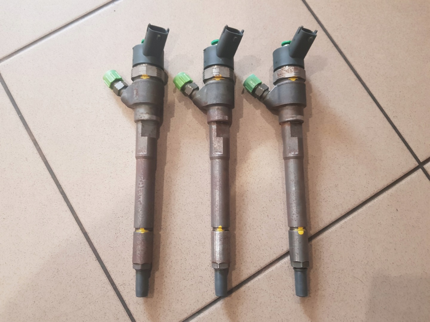 nozzle injector CHEVROLET 2.0D 0445110270