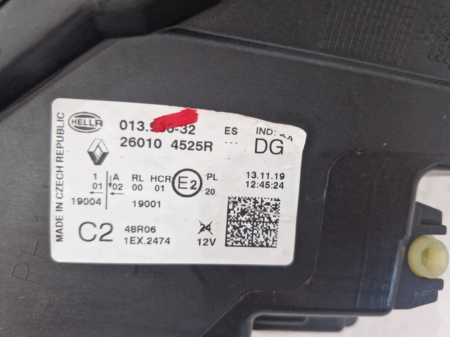 light right Renault Captur II FULL LED