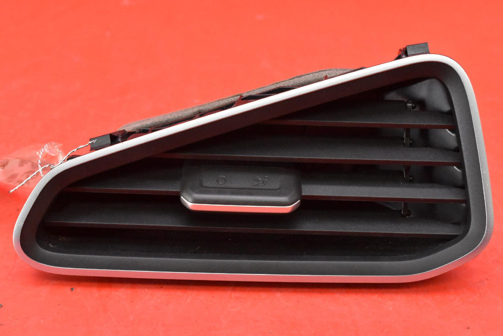 grid air conditioning devices right 10A819704 VW ID.3 1 and 19-21
