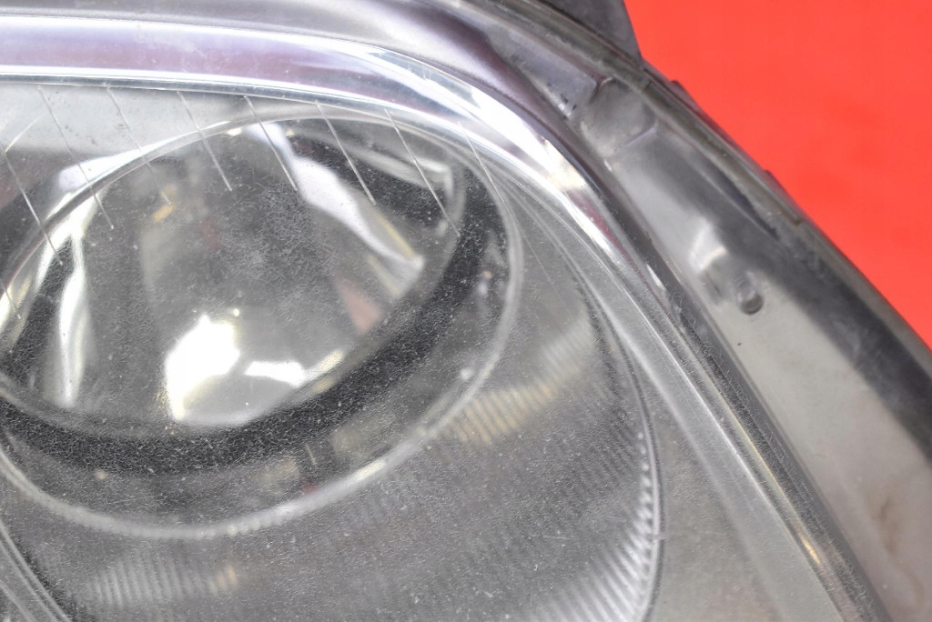 REFLEKTOR right light front EU 2K0941006B VW TOURAN 1 and 03-06