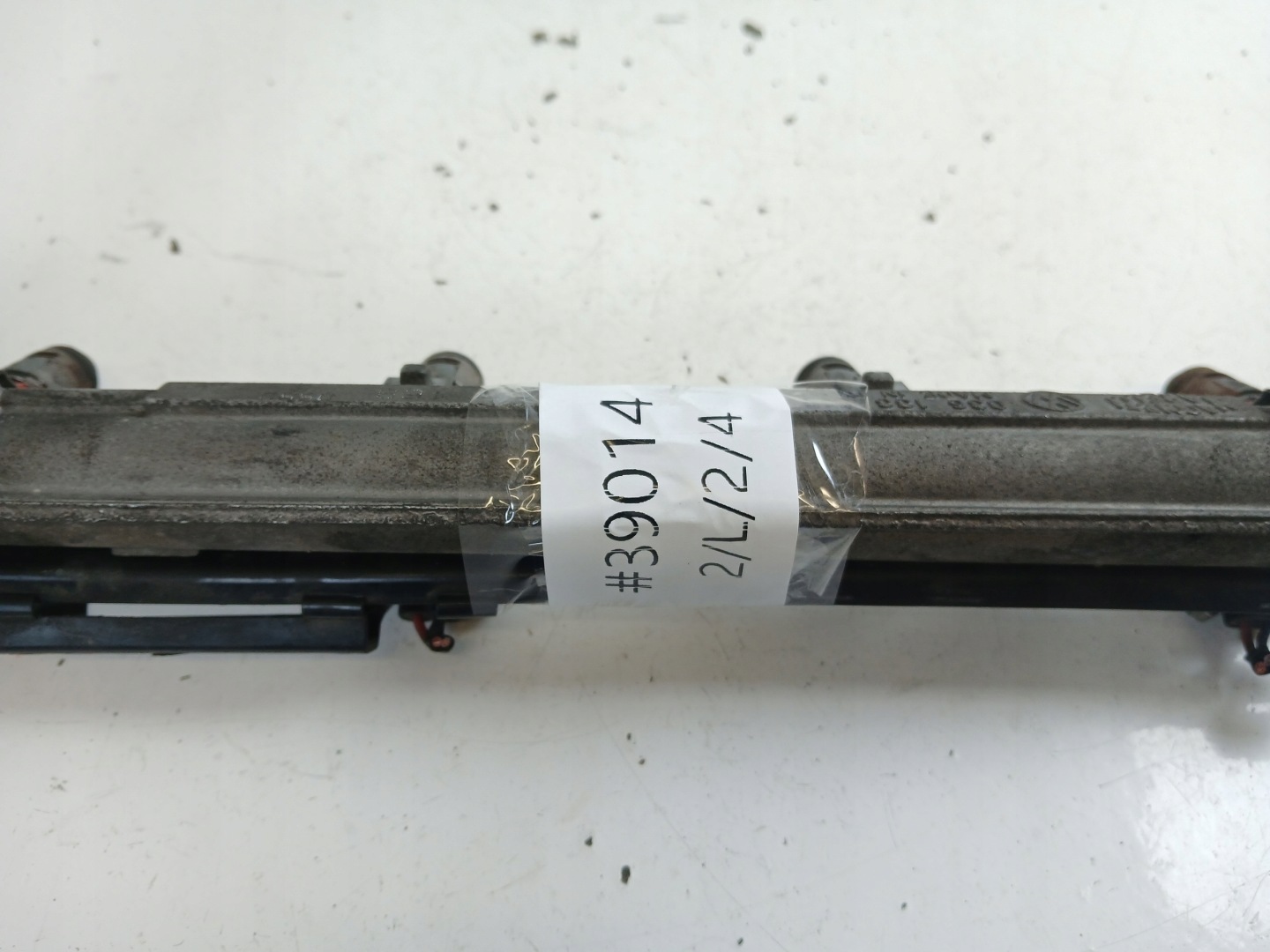 VW GOLF IV BORA SEAT LEON et 1.4 Rampe injection 036031C