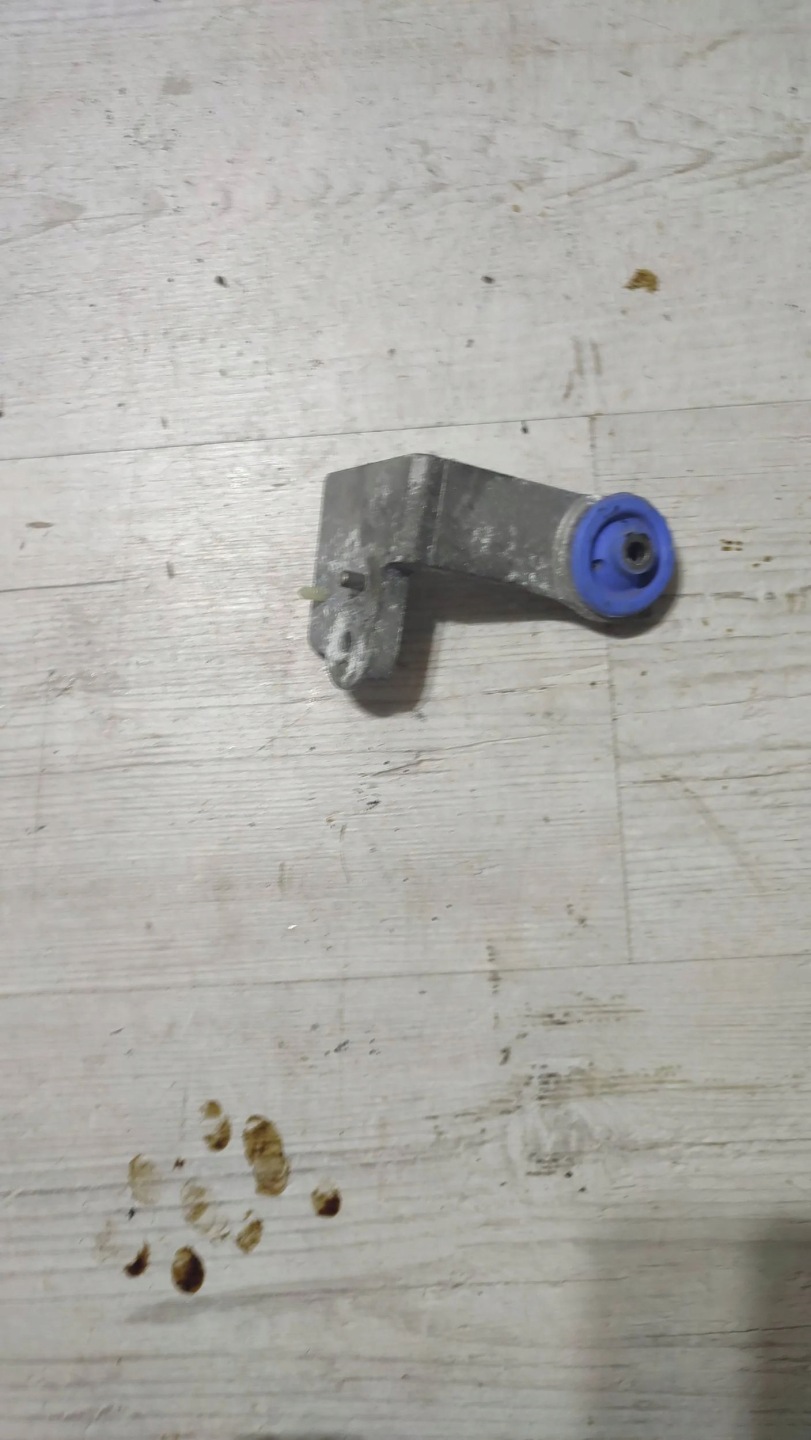 Peugeot 508 II 22r 1.2 Support plaque Radiateur