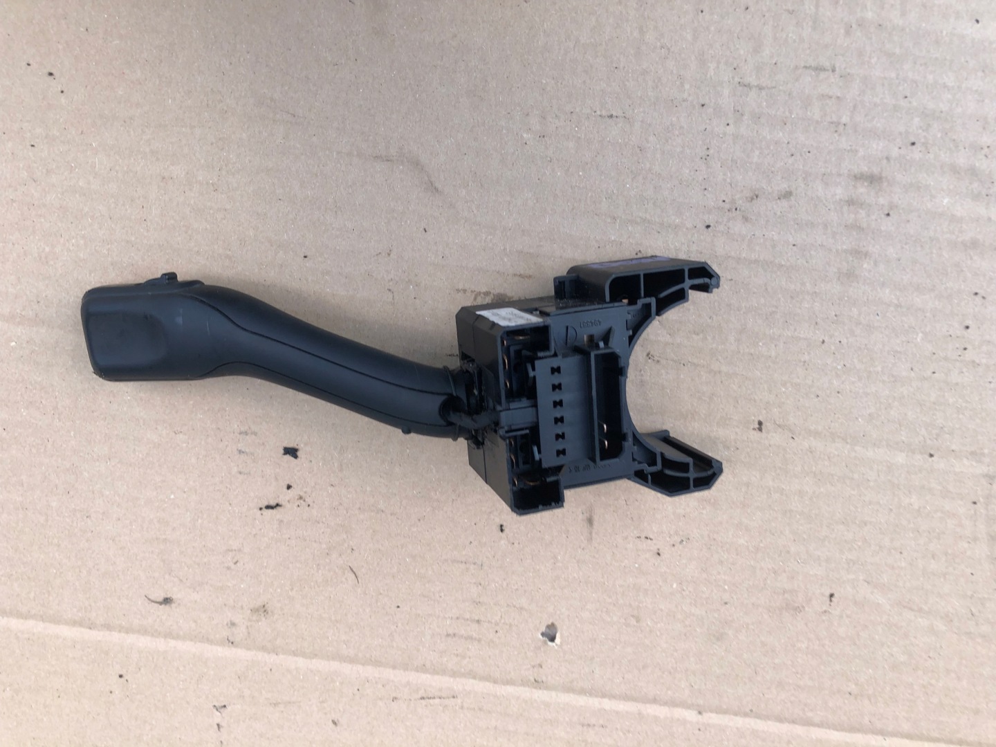 Commodo essuie glace VOLKSWAGEN BORA 4B0 953 503E