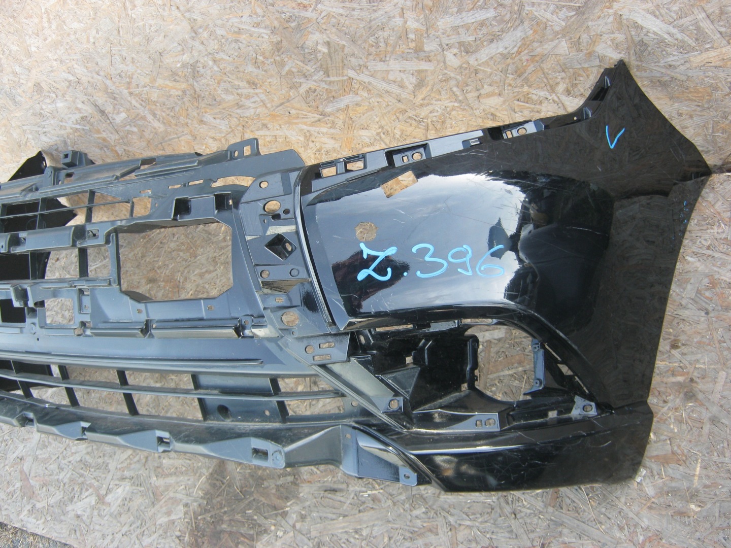 bumper front Mitsubishi Outlander III 16