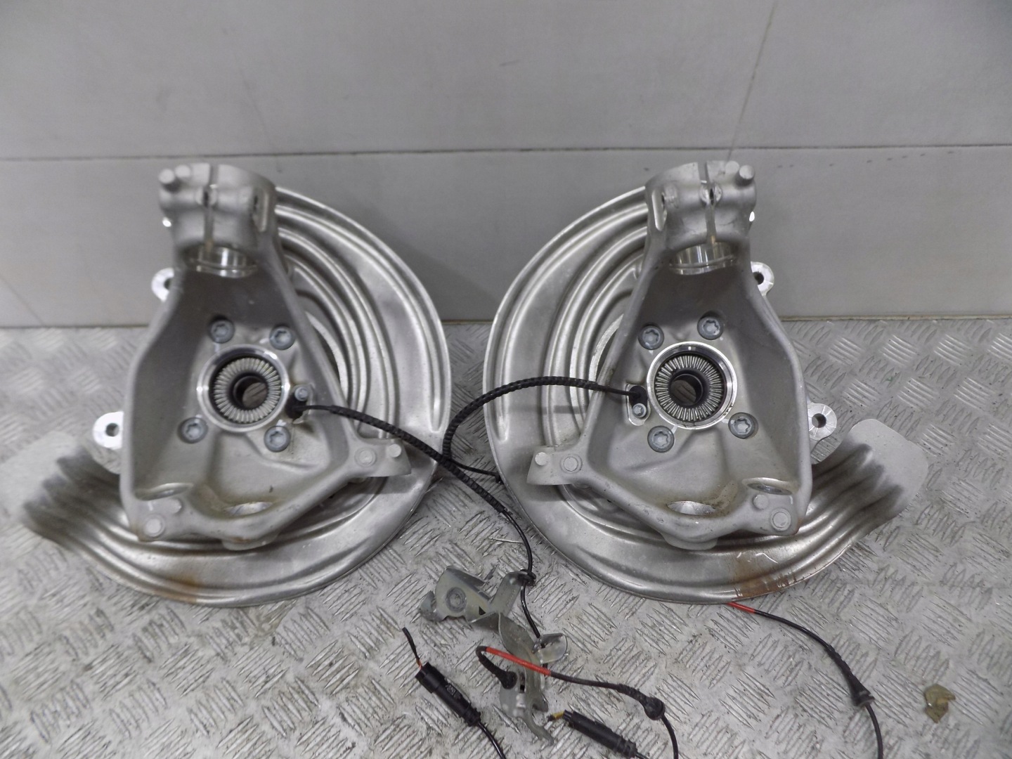 BMW G26 swing right left front 6889510 6889509