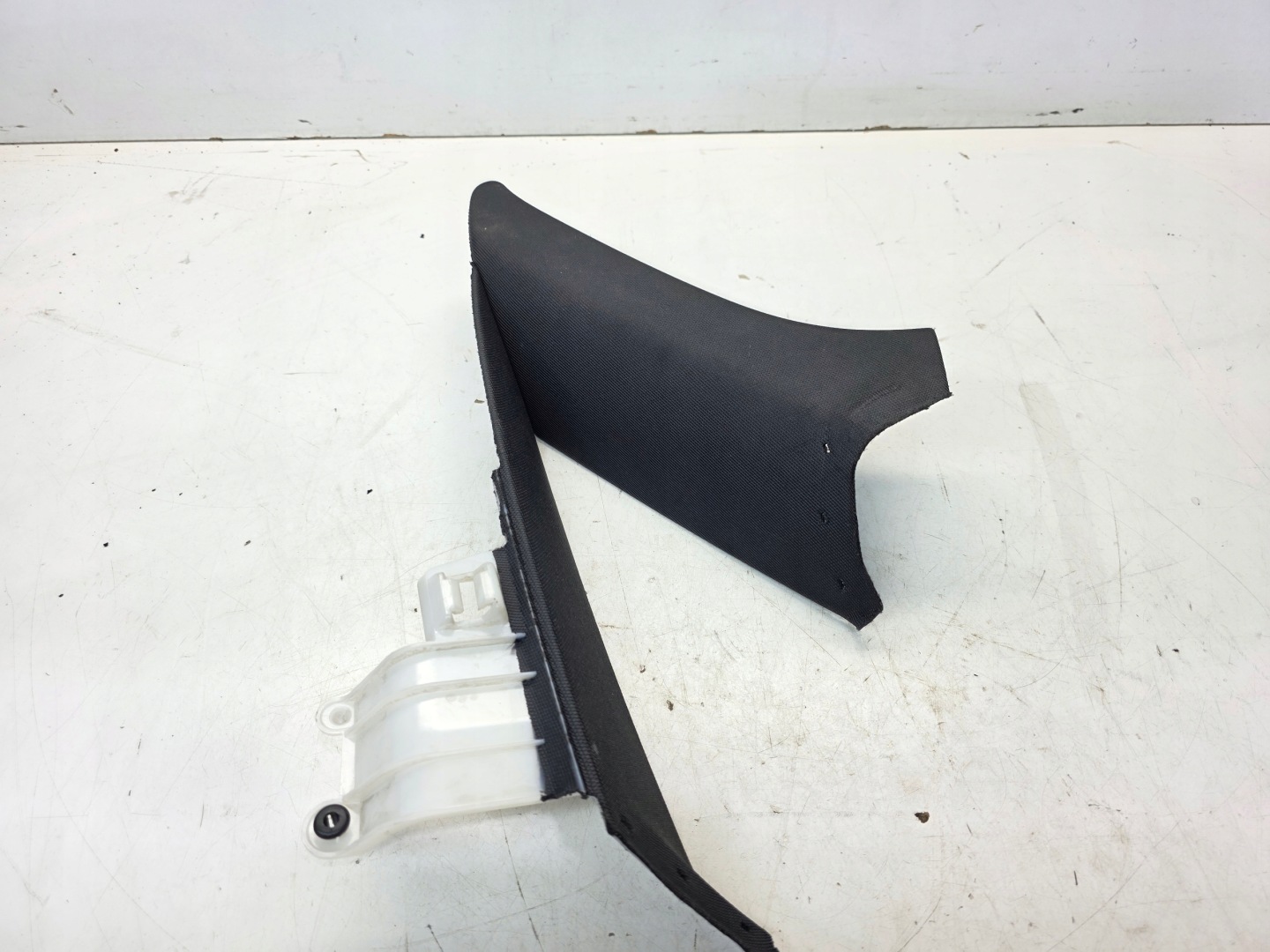 cover side SLUPKA C left S LINE AUDI A4 B9 8W5867287A